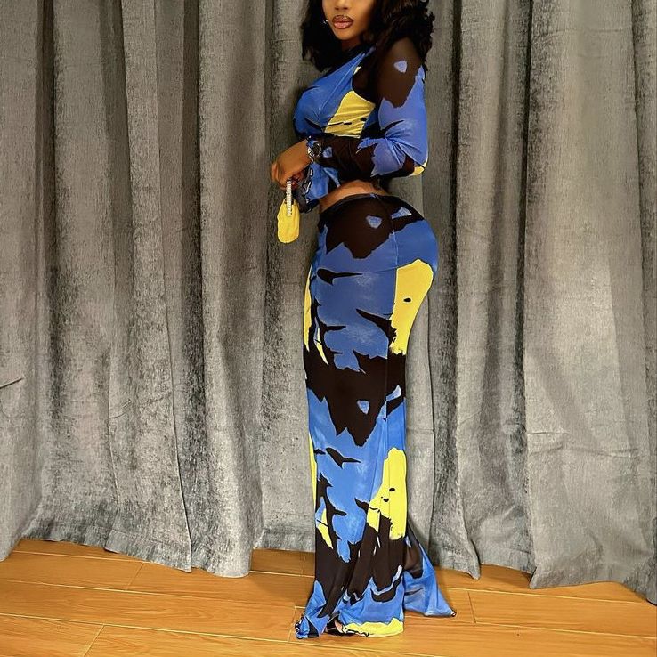 Print Long Sleeve Crop Top with Slim Fit Sheath Skirt Set