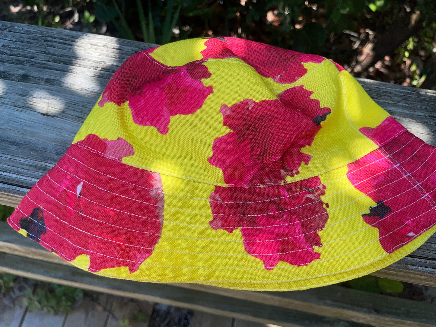 Hibiscus Me Crazy Reversible bucket hat